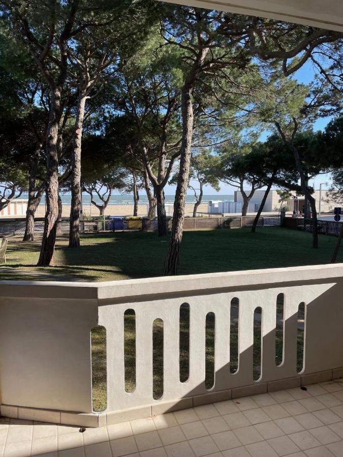 Blu Residence 2 Lignano Sabbiadoro Eksteriør billede