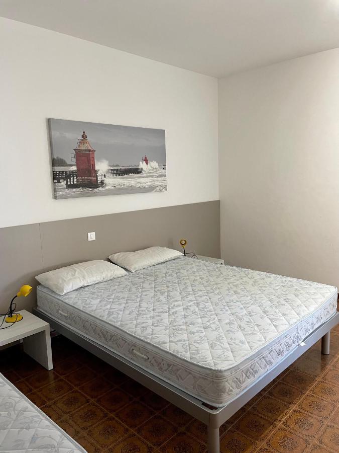 Blu Residence 2 Lignano Sabbiadoro Eksteriør billede